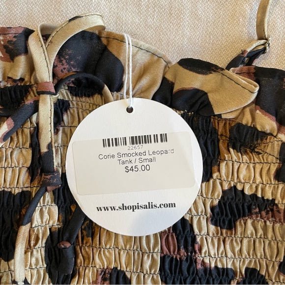 New with tags animal print silk crop top - Picture 5 of 5